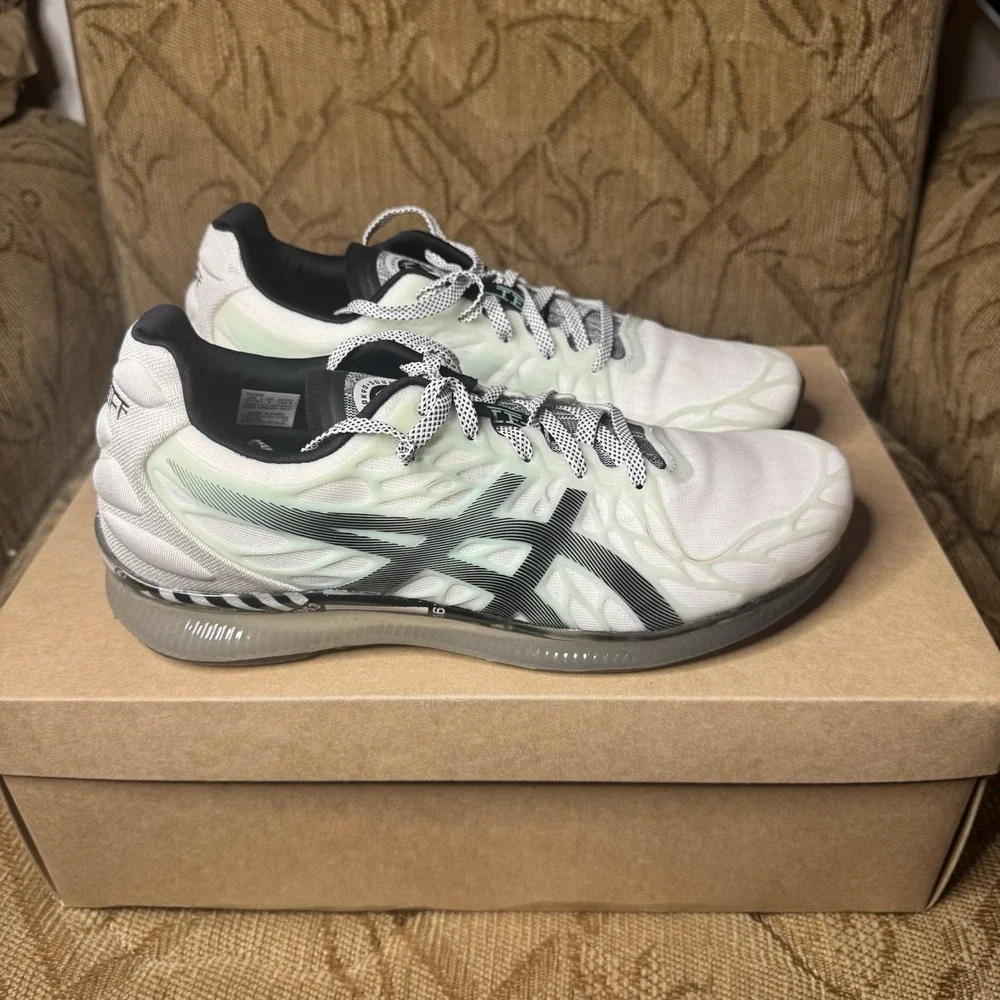 [1022A294-100] Asics GEL-QUANTUM INFINITY‎ 2 Women's 9 New